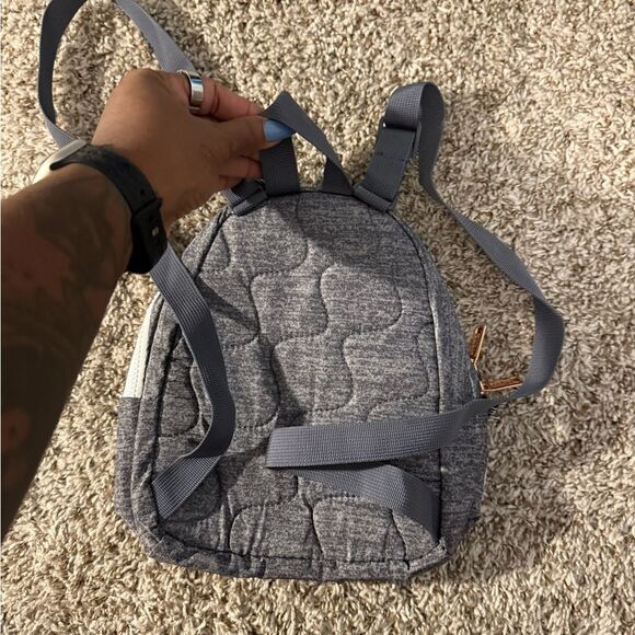 Adidas Charcoal Gray Backpack White Logo Accents Adjustable Shoulder Straps - Picture 7 of 12